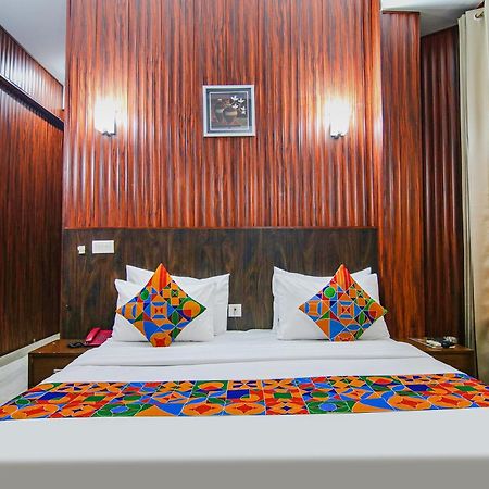 גורגאון Fabhotel Prime The Rivlet Mg Road מראה חיצוני תמונה