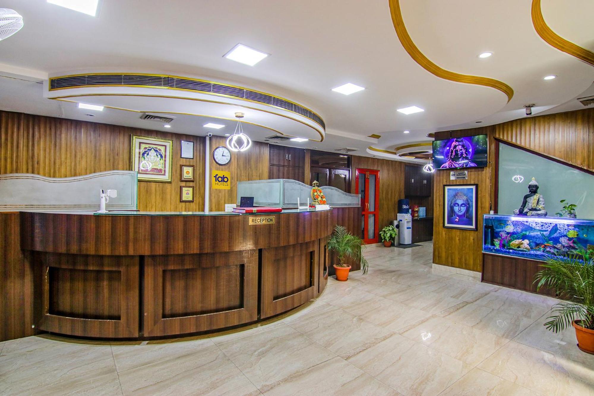 גורגאון Fabhotel Prime The Rivlet Mg Road מראה חיצוני תמונה